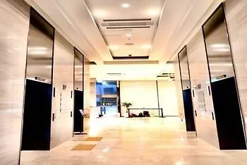 ホテル Ramada Encore By Wyndham Station 4*